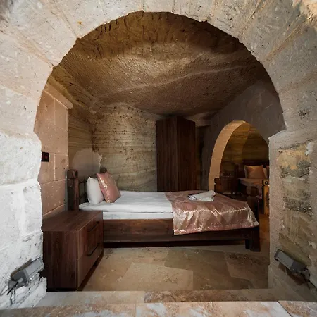 Kamelya Cave (Adults Only)-3